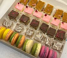 Мини-пирожные набор