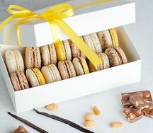 Набор макаронс шоколадно-ореховый