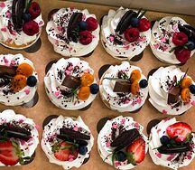 Капкейк ягодный Мон ягодный Бон