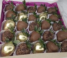 Клубника в шоколаде Луго