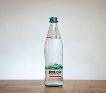 Газированная минеральная вода Borjomi 