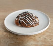 Вензель с маком