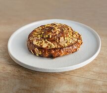 Вензель с миндалем