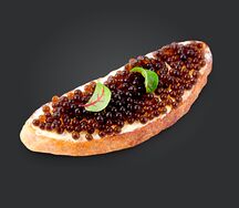 Тост с веган маслом и черной икрой