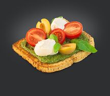 Тост с веганским крем-сыром и песто