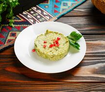 Лобио зеленое с орехами