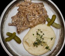 Бефстроганов из мраморной говядины