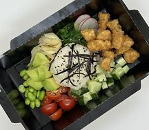Поке с попкорном из курицы