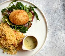 Котлета по-киевски с овощным кускусом