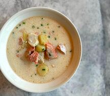 Уха по-фински с форелью и треской 