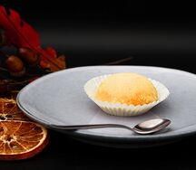 Десерт Моти с манго и маракуйей