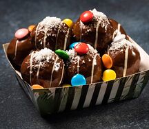 Пончики комбо Кокос-M&Ms