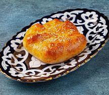 Булочка с творогом