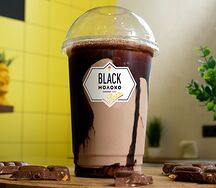 Шоколадный молочный коктейль