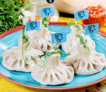 Хинкали с бараниной и кинзой