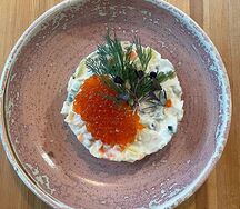 Новогоднее Оливье с крабом