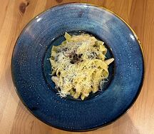 Феттуччине с курицей и сморчками в соусе альфредо