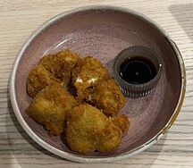 Цветная капуста в кляре с соусом юдзу