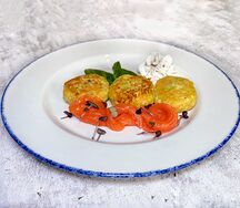 Оладьи из цукини с форелью шеф-посола
