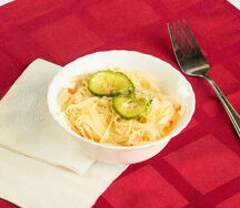 Салат из свежей капусты с огурцом