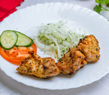 Шашлык из курицы на углях