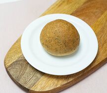 Булочка с зеленью