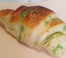 Круассан фисташка