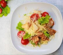 Цезарь с курицей