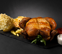 Целая курочка и рис