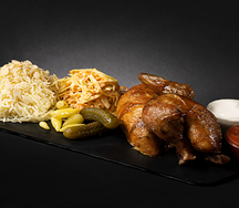 Половинка курочки и рис