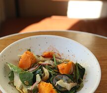 Салат с артишоками и тыквой