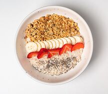 Овсяная каша с фруктами