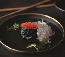 Фуд Тобико гункан