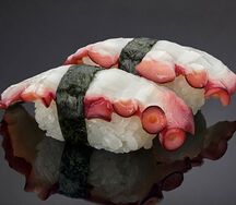 Суши осьминог (1 шт)