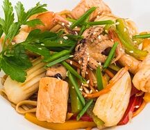 Удон с морепродуктами