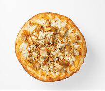 Манакиш с курицей и сыром