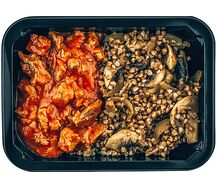 Гуляш с гречкой и овощами