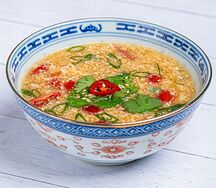 Кисло-острый суп с курицей