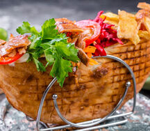 Шаурма с курицей и телятиной в лепешке