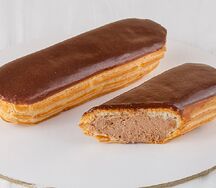 Эклер Шоколадный