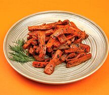 Морковь, запечённая с зелёным маслом