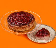 Целый торт Шоколадный чизкейк с вишней