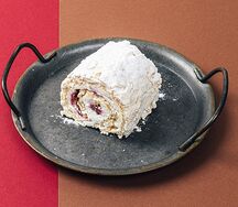 Меренговый рулет манго-лайм