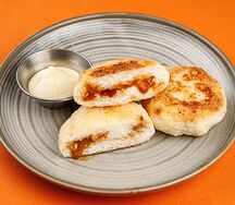 Биточки рисовые с карамелью