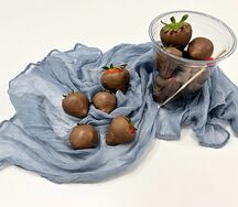 Клубника в шоколаде S