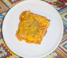 Горячий тост с колбасой и сыром