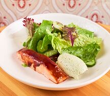 Салат, лосось, терияки