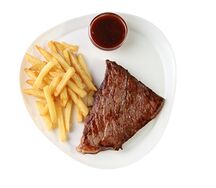 Стейк с картофелем фри