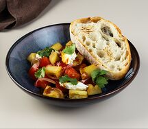 Салат с хрустящим баклажаном