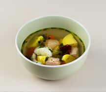 Уха с лососем и судаком